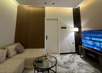 استديو الازدهار بجاكوزي انيق