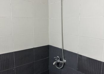 استديو بسرير ماستر وجلسة جانبية 