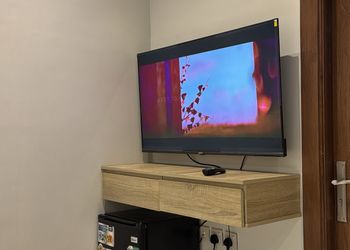  استديو جميل بسرير ماستر