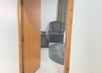 شقة بغرفتين نوم وصالة جلوس