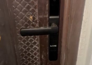 استديو هادئ بسرير ماستر 