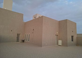 شقة غرفتين نوم وصالة جلوس 