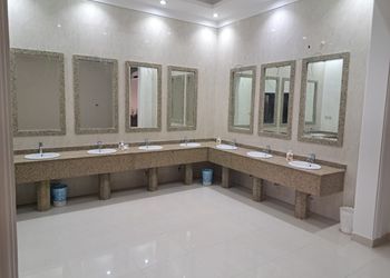 استراحة بمسطح اخضر