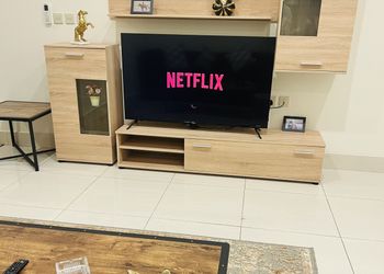 شقة  بتصميم هادي ودخول ذاتي