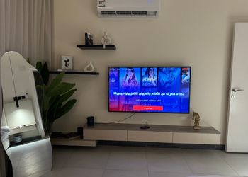 استديو بدخول ذاتي وتصميم هادئ