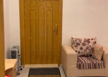 استراحة بمجلس بإطلالة على الجبل