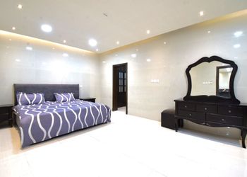 شاليه بمسبح وركن شواء