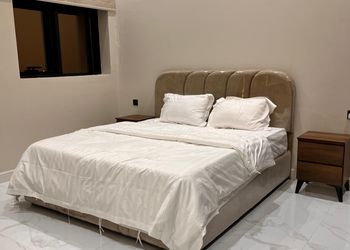 شقة بثلاث غرف نوم