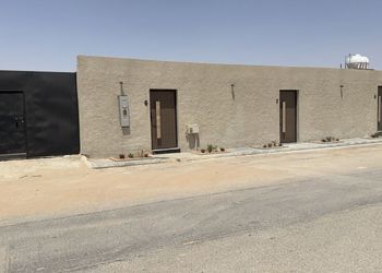 استديو هادئ بسرير ماستر 