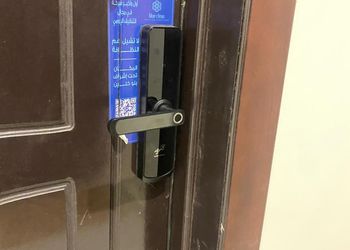  استديو هادي بجاكوزي