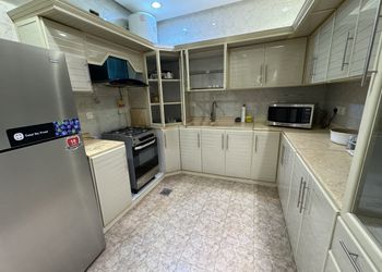 شقة فاخره غرفتين نوم وصالة 