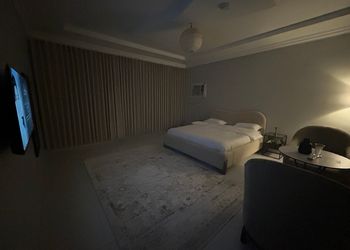 استديو بسرير ماستر 
