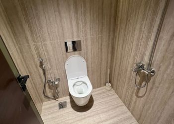شقة بغرفة معيشة وغرفة نوم 