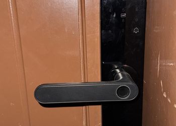 استديو هادئ بسرير ماستر 