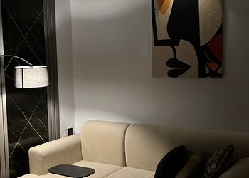 استديو هادئ بسرير ماستر 
