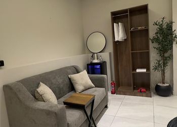 استديو بسرير ماستر