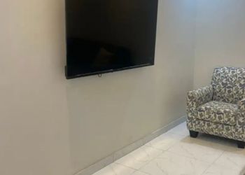 شقة بغرفة معيشة وغرفة نوم 