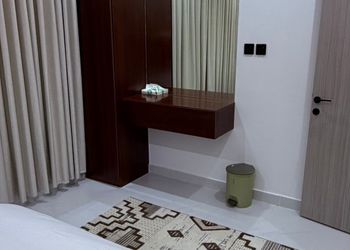 شقة بغرفة نوم وصالة 