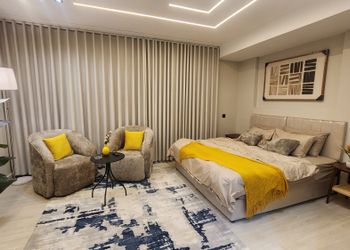 استديو بسرير ماستر وأثاث مريح 