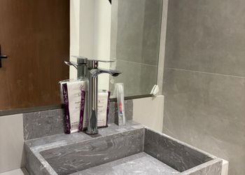 استديو هادئ بسرير ماستر 
