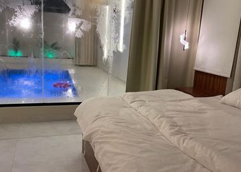 شالية انيق بمسبح وفناء خارجي 