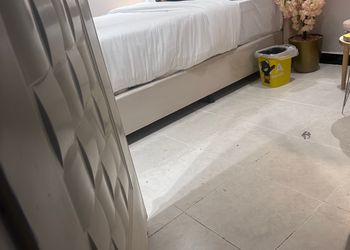 استديو هادئ بسرير ماستر