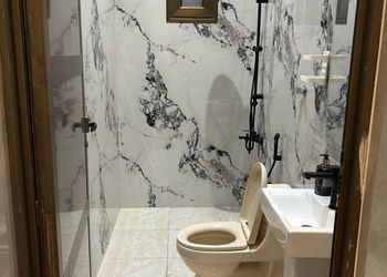 استديو بسرير ماستر وأثاث مريح 