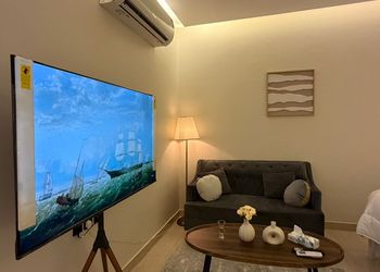 استديو بسرير ماستر