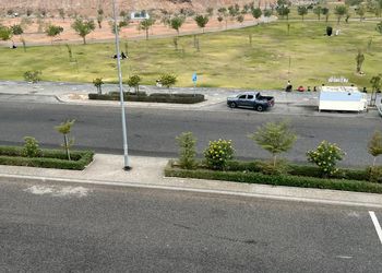 شقة بغرفتين نوم وصالة 