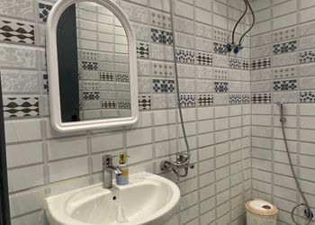 استديو بتصميم انيق ودخول ذاتي