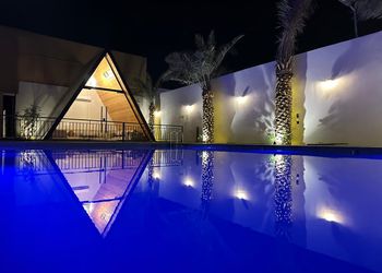 شاليه بمسبح خارجي وأجواء ممتعة 