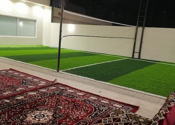 شاليه بملعب طائرة 
