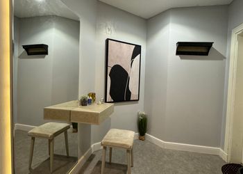 استوديو بسرير ماستر