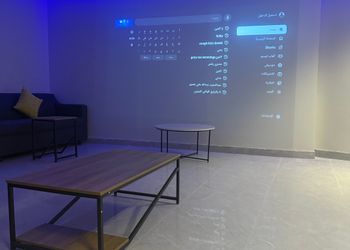 شالية بمجلس مطل على الفناء الخارجي 