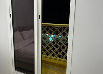 شقة بغرفة نوم وصالة 