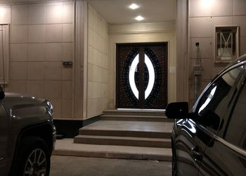 استديو بسرير ماستر وجلسة جانبية 