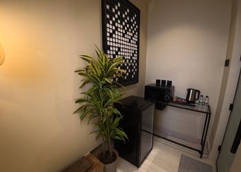 استديو بسرير ماستر