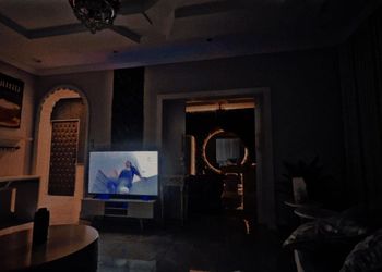 شقة بدخول ذاتي وغرفة جلوس