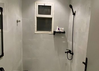 استديو أنيق بسرير ماستر وجلسة جانبية 