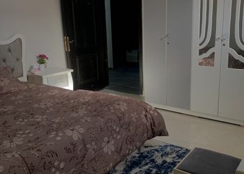 شقة انيقة بصالة وغرفتين نوم