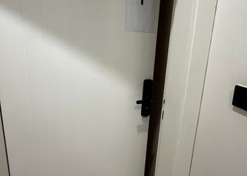 استديو بسرير مريح ودخول ذاتي 