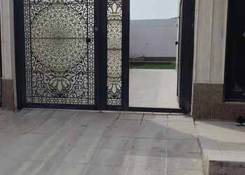 شاليه بعدة مجالس 