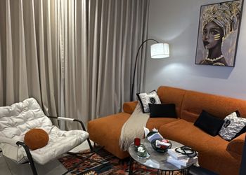 استديو بتصميم أنيق ودخول ذاتي
