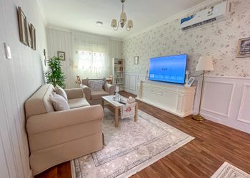 شقة بدخول ذاتي وتصميم أنيق 