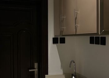 استديو بثلاث اسره فردية