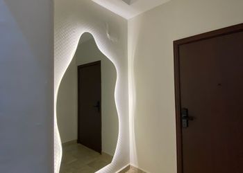 شقة بصالة أنيقة ودخول ذاتي