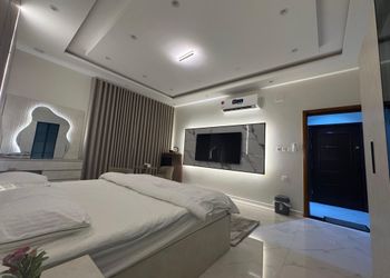 استديو بسرير ماستر وجلسة جانبية 