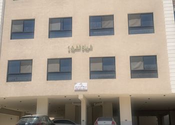 استديو بسرير ماستر وأثاث مريح 