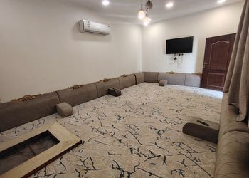 شاليه بمسبح داخلي وصالة