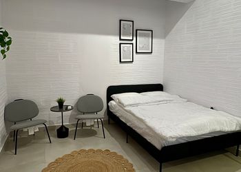 استديو بسرير ماستر ودخول ذاتي
